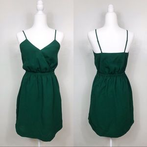 emerald green spaghetti strap dress